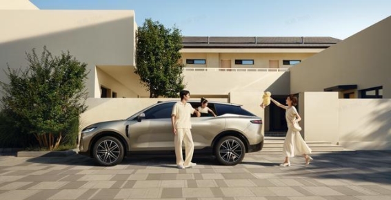 全新岚图知音：为家庭量身定制的智能电动SUV