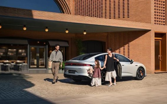 长安启源A06：重构家庭出行的智能新高度