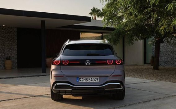 奔驰全新纯电GLC SUV首发 科技与豪华的完美融合