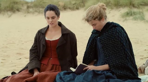 拍摄女性情感：解读《燃烧女子的肖像》