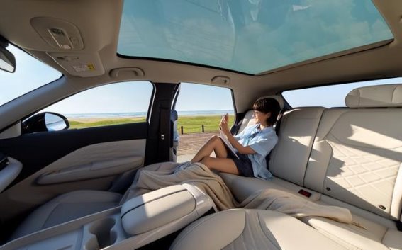 极狐T1与星愿对比：智能科技与实用设计的完美结合