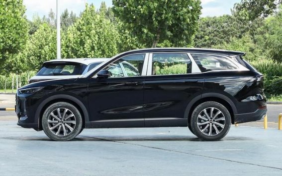 瑞虎8L：鲲鹏动力加持，重新定义七座SUV