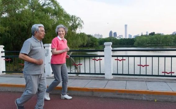 冬至来临，补气血的黄金时机，记得做好这2件事，焕发红润健康气色