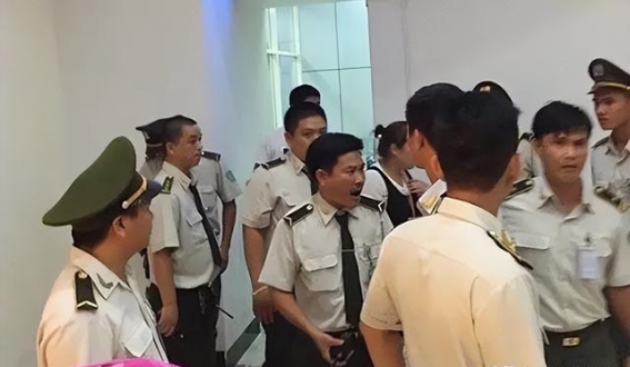 越南旅游阴霾：中国游客遭遇暴力与不公的警示