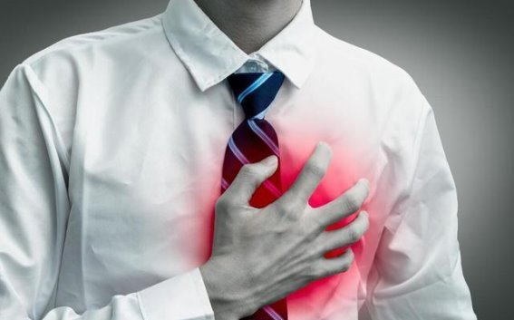 过了60岁，冬季运动不可不慎：晨跑的潜在危害与运动禁忌