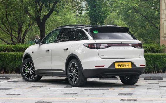 2026款零跑C11与深蓝S07对比分析：哪款更适合家庭使用？