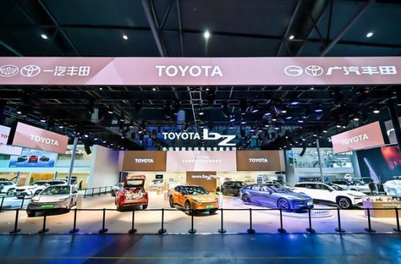 丰田bZ系列在2025成都车展全景呈现 展示智能电动出行新格局