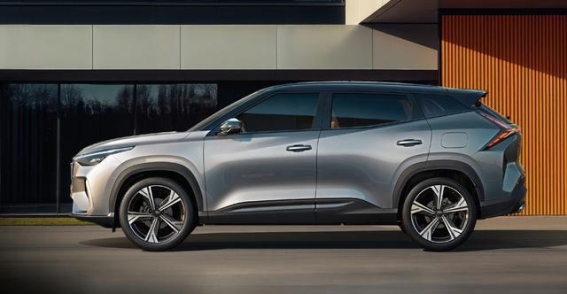 吉利新博越中期改款：重新定义8-10万元市场竞争格局