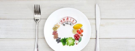 明明都在玩手机，为什么有些人不近视？