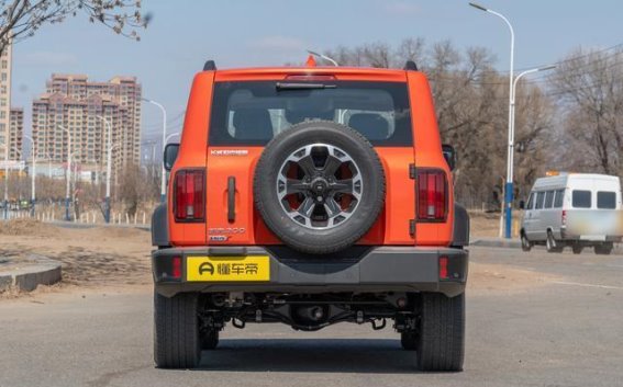 如何在硬派SUV中找到油耗与性能的平衡？坦克300 Hi4-T给出的答案