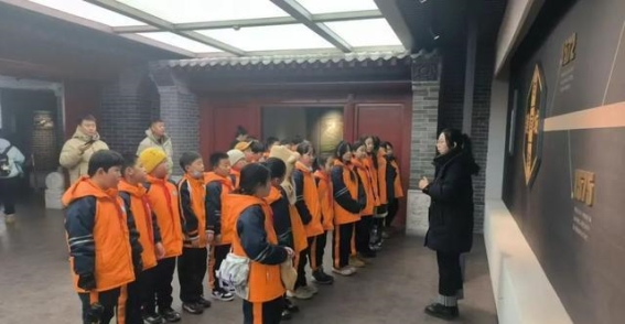 童心探玉泉文化润心田