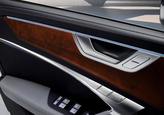 一汽奥迪：从经典到创新，走在中国豪华车市场的前沿