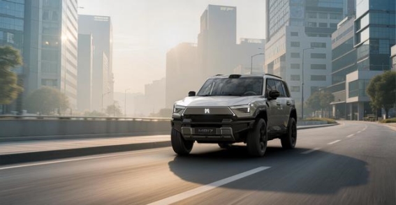 猛士M817：豪华智能越野SUV的全新巅峰