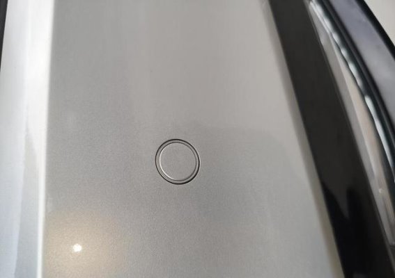 2020款迈腾豪华型：高性价比的家用与商务兼备之选