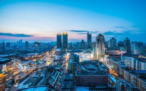 哈尔滨：二线城市的独特魅力与未来发展