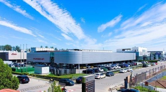 保时捷加速布局升级，朝阳中心引领未来零售新方向