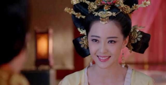 高阳公主的奢华梦魇：权力与欲望的交错