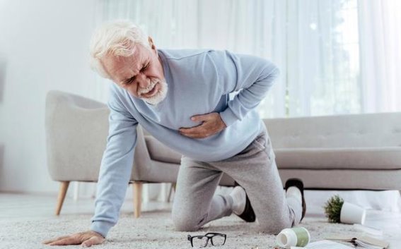 经常喝水对冠心病患者的五大身体改善