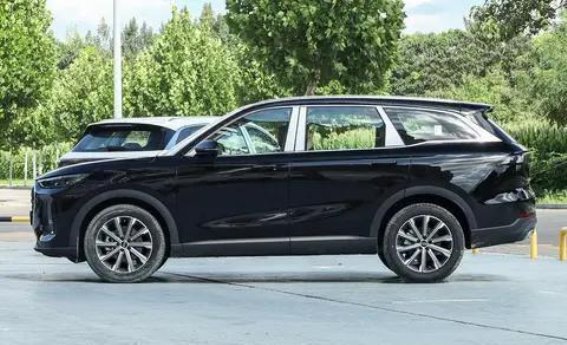 瑞虎8L：空间与智能并存的家用SUV