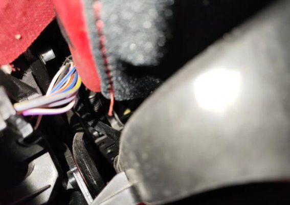 2022款路虎揽胜运动版3.0 L6耀黑版二手车评析：豪华与性能的完美融合