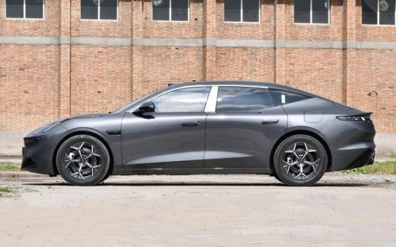 全系智电四驱+激光雷达，领克10 EM-P能否掀起新能源轿车风潮？