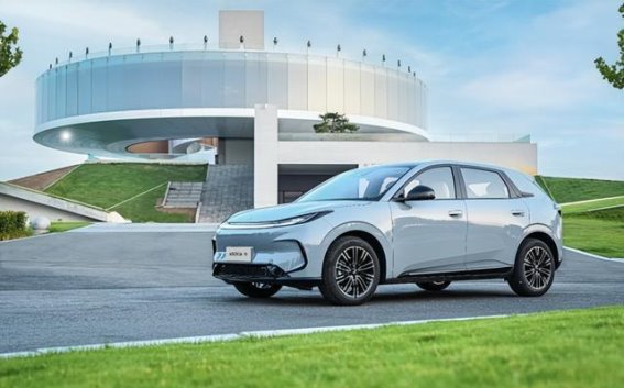 极狐T1：挑战A0级家用车市场的新标杆