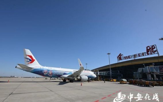 东航安徽分公司推出滑雪用具免费托运服务，助力冰雪旅游新体验