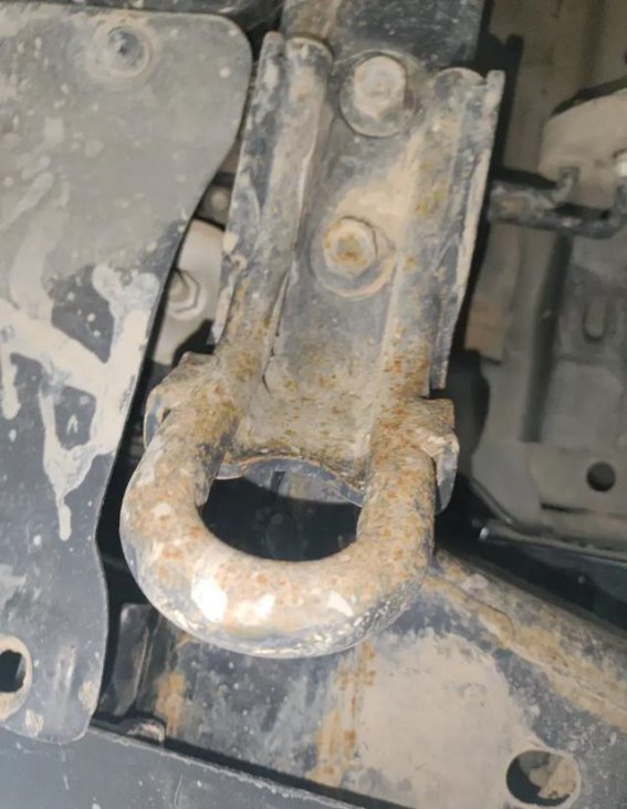 2023款坦克300 2.0T 征服者：越野梦想与性价比的完美结合