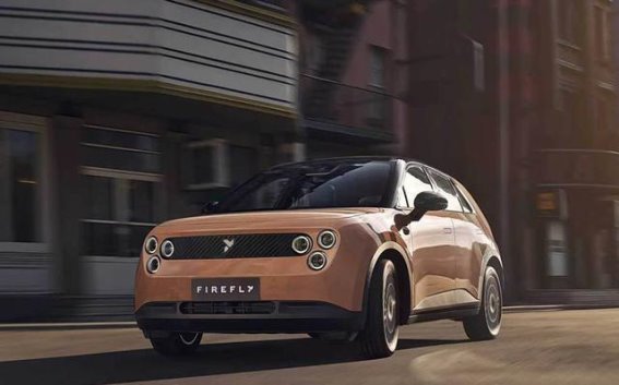 2025成都车展：Firefly萤火虫游牧美拉德版惊艳亮相