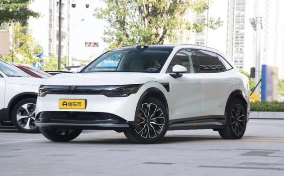 极氪7X OTA 6.5升级评测：从实用到智能的全面进化