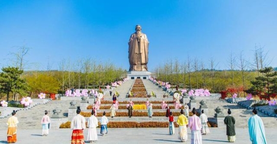 乘坐“尼山号”，走进孔子的世界