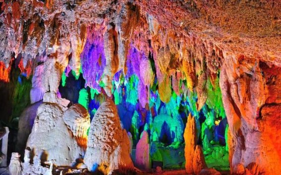 五一假期，九乡溶洞带你走进喀斯特奇观与浪漫之境