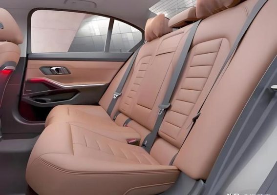 燃油车价格战：豪华车降价背后的行业震荡