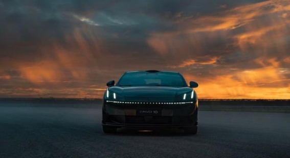 领克10 EM-P：打破偏见，轻松跨越燃油车向混动车的转型