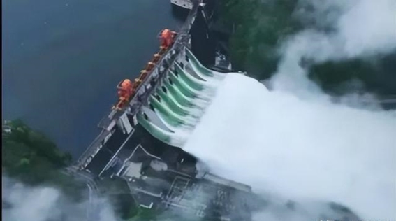 千岛湖泄洪：生态与经济的双重代价