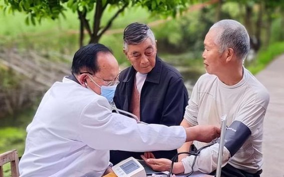 肝脏健康与饮茶的科学探讨