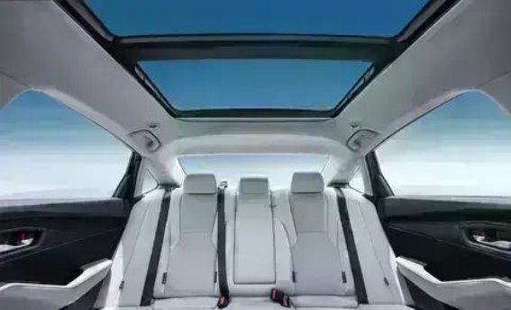 雅阁新能源驾享升级 不止混动更有电动魅力