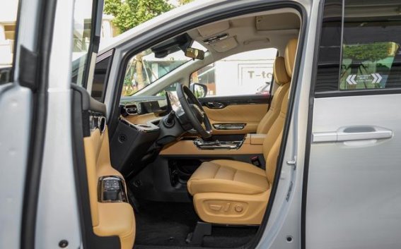 传祺E8 PHEV 2024款：家庭出行的完美之选