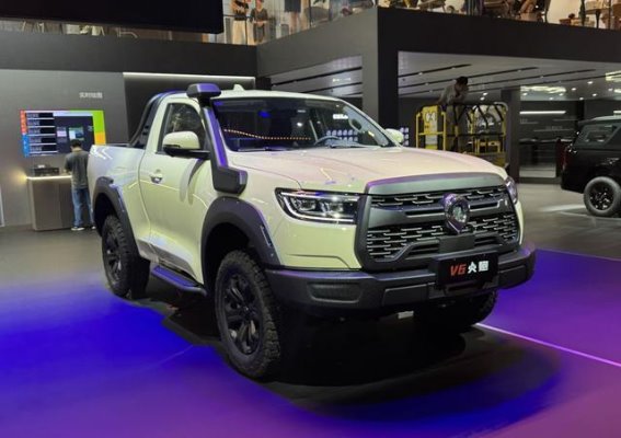 长城炮V6火炮亮相成都车展，22.98万元起引领硬派越野潮流