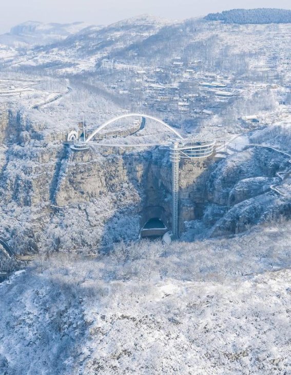 元宵佳节与雾凇相遇，淄博潭溪山成童话世界