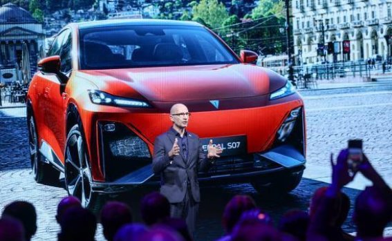 深蓝汽车亮相2025慕尼黑国际车展，展现全球化发展新局面