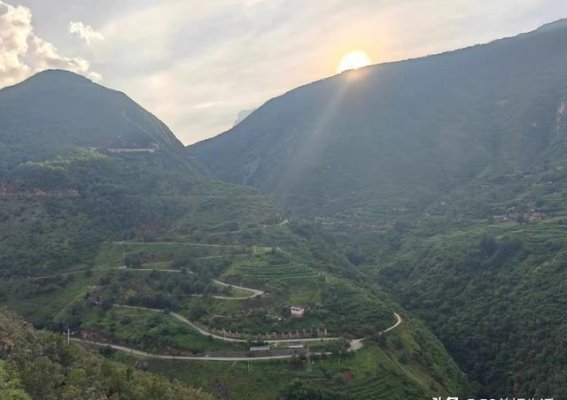 丽江古城与泸沽湖：一段充满挑战的难忘旅程