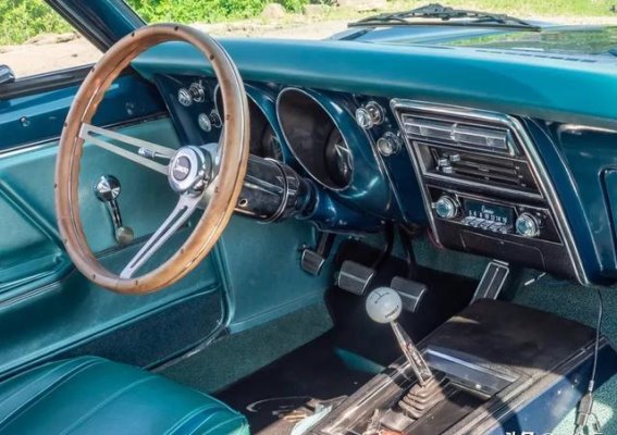 1967年雪佛兰科迈罗RS：一代经典，时光的见证