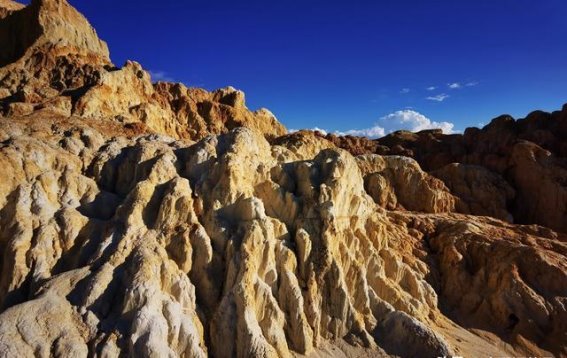 在喀什古城的时光缝隙里拾取烟火