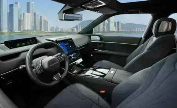 广汽Honda P7纯电轿跑上市解析 科技与运动的完美结合