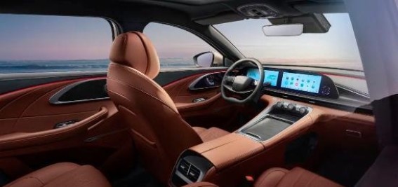 星途凌云曜夜版：豪华驾控与智能体验的完美升级