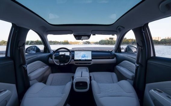 极狐T1：6.88万元重塑电动车市场的价值标杆