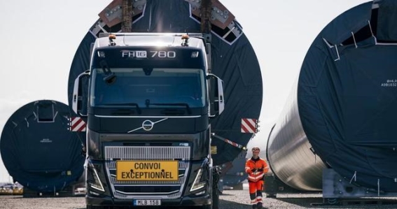 全球公路量产牵引车马力TOP10榜单：谁才是公路之王？