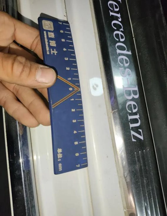 2021款奔驰C级二手车评析：5万公里的优雅与性能，16万价格是否值得投资？