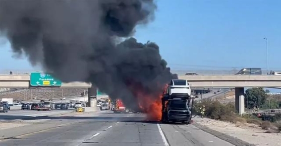 洛杉矶特斯拉卡车起火事件：电池火灾的挑战与反思